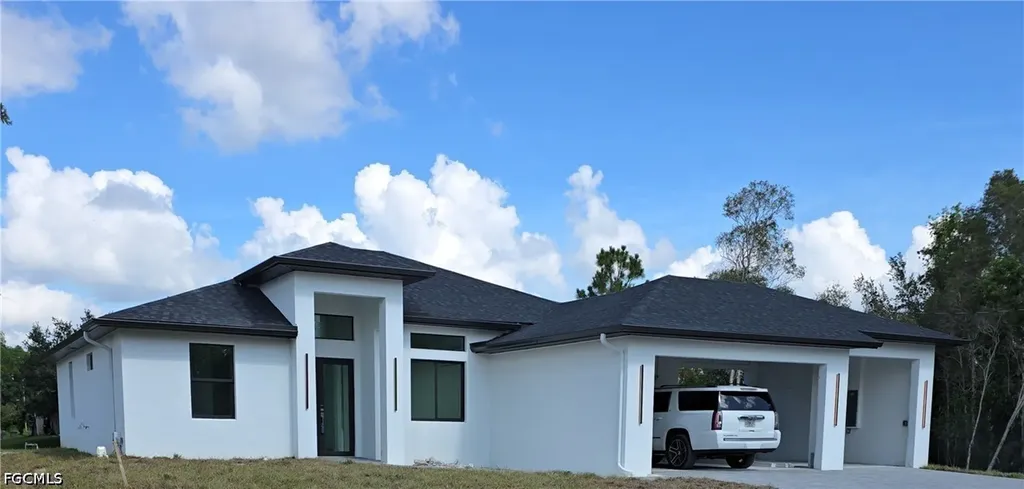 728 La Plata Avenue Lehigh Acres FL 33974