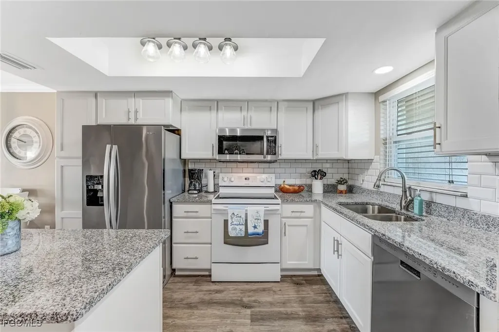 16007 Davis Road Fort Myers FL 33908