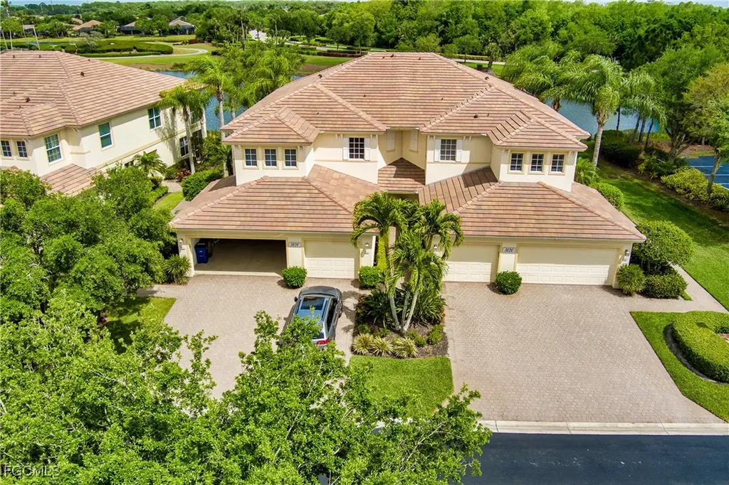 3120 Meandering Way Fort Myers FL 33905