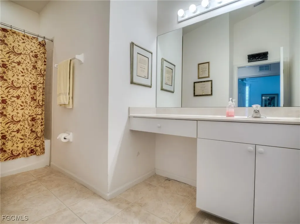 3120 Meandering Way Fort Myers FL 33905