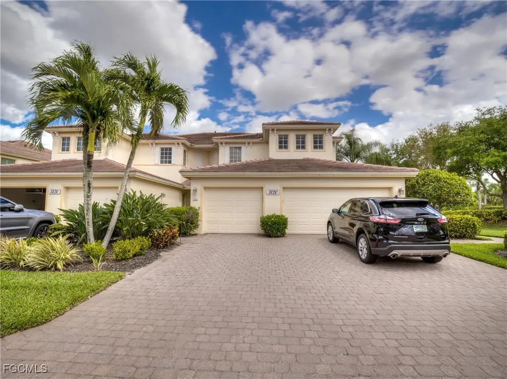 3120 Meandering Way Fort Myers FL 33905