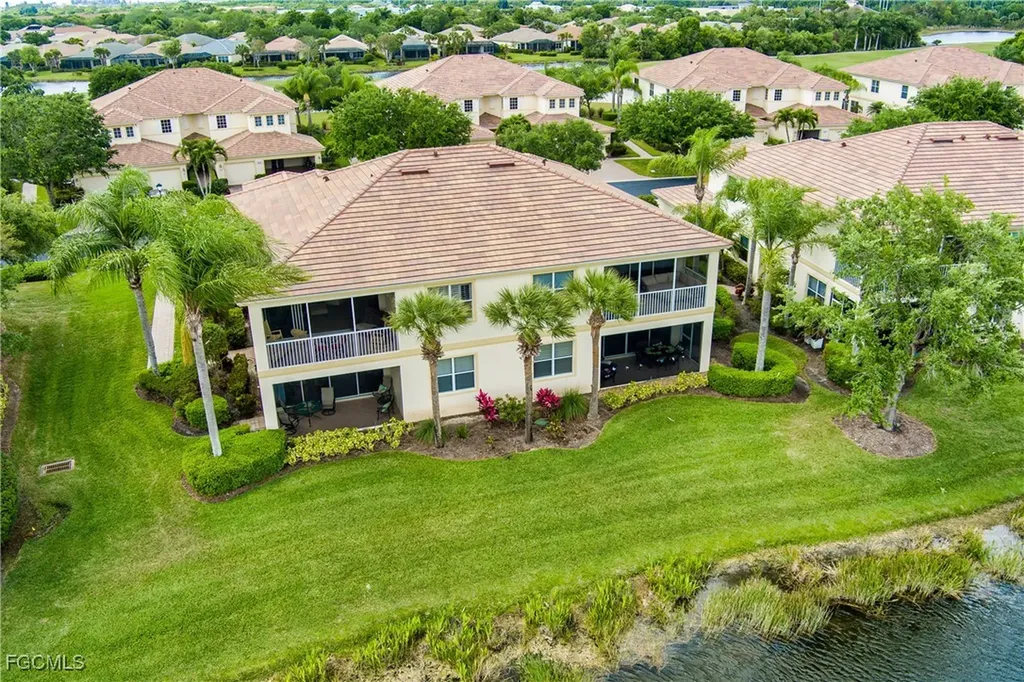 3120 Meandering Way Fort Myers FL 33905