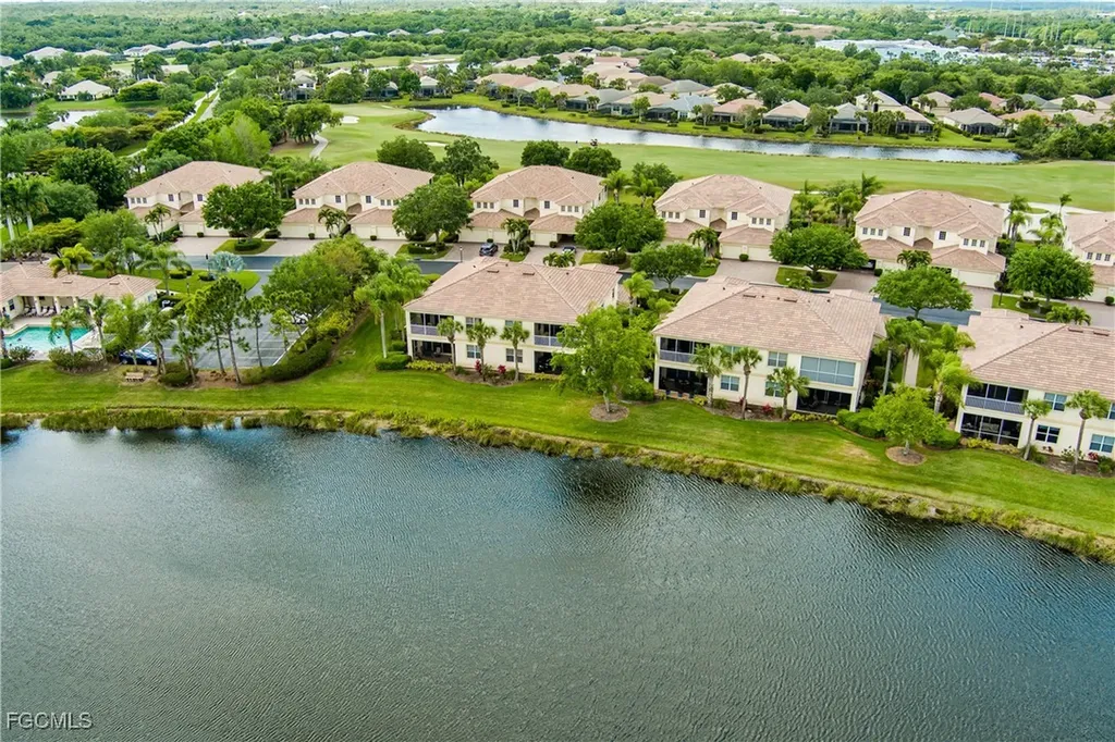 3120 Meandering Way Fort Myers FL 33905