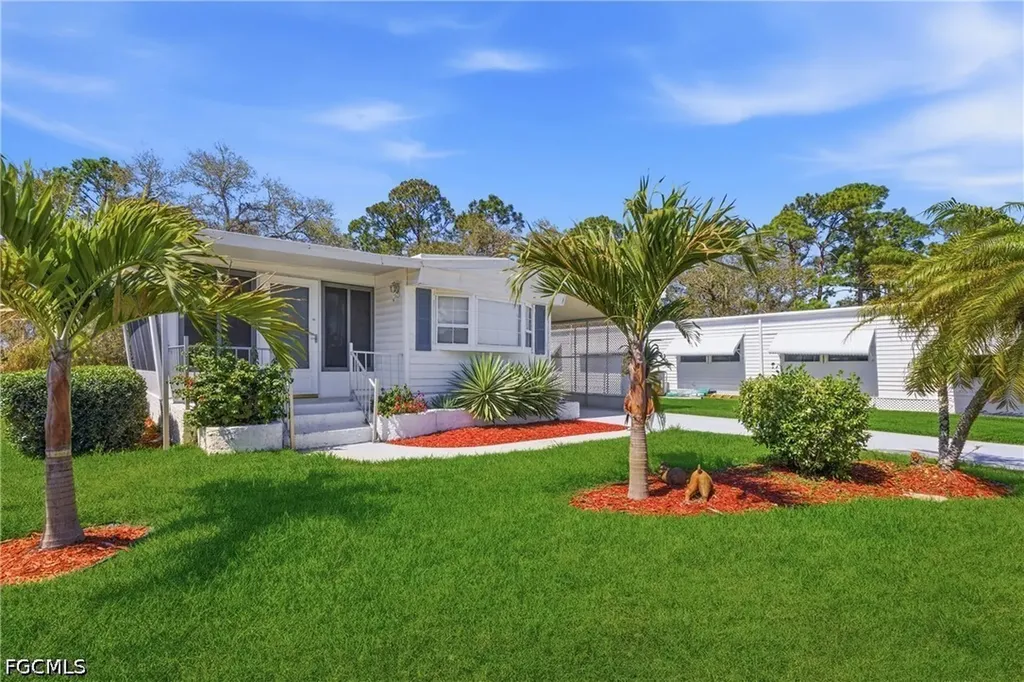 341 Shrub Lane S North Fort Myers FL 33917