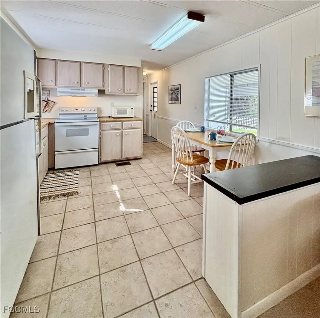 341 Shrub Lane S North Fort Myers FL 33917