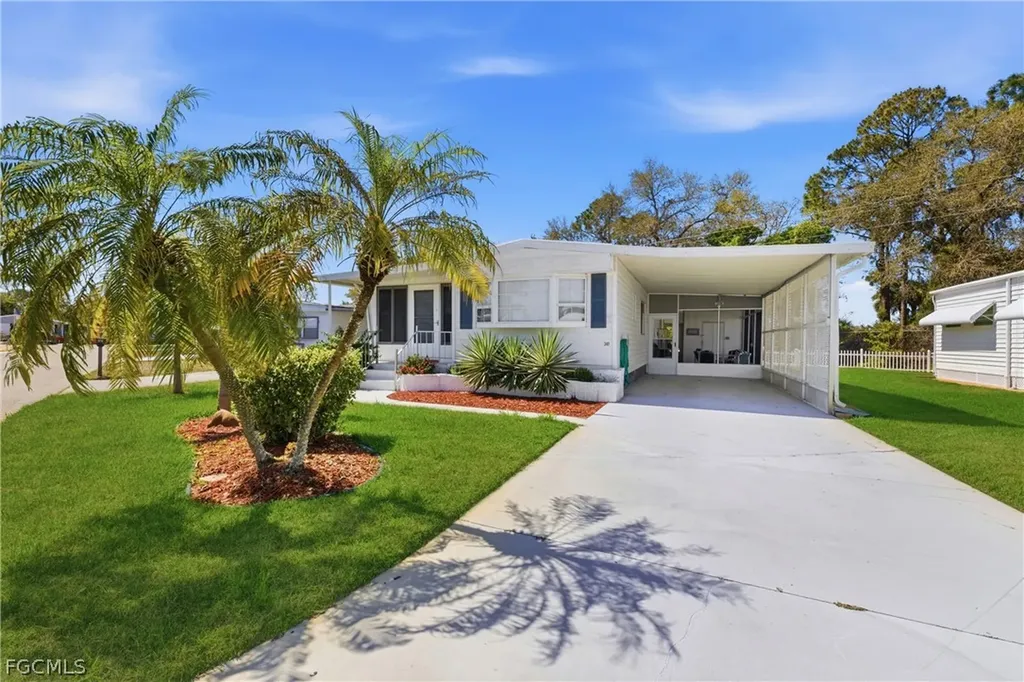 341 Shrub Lane S North Fort Myers FL 33917