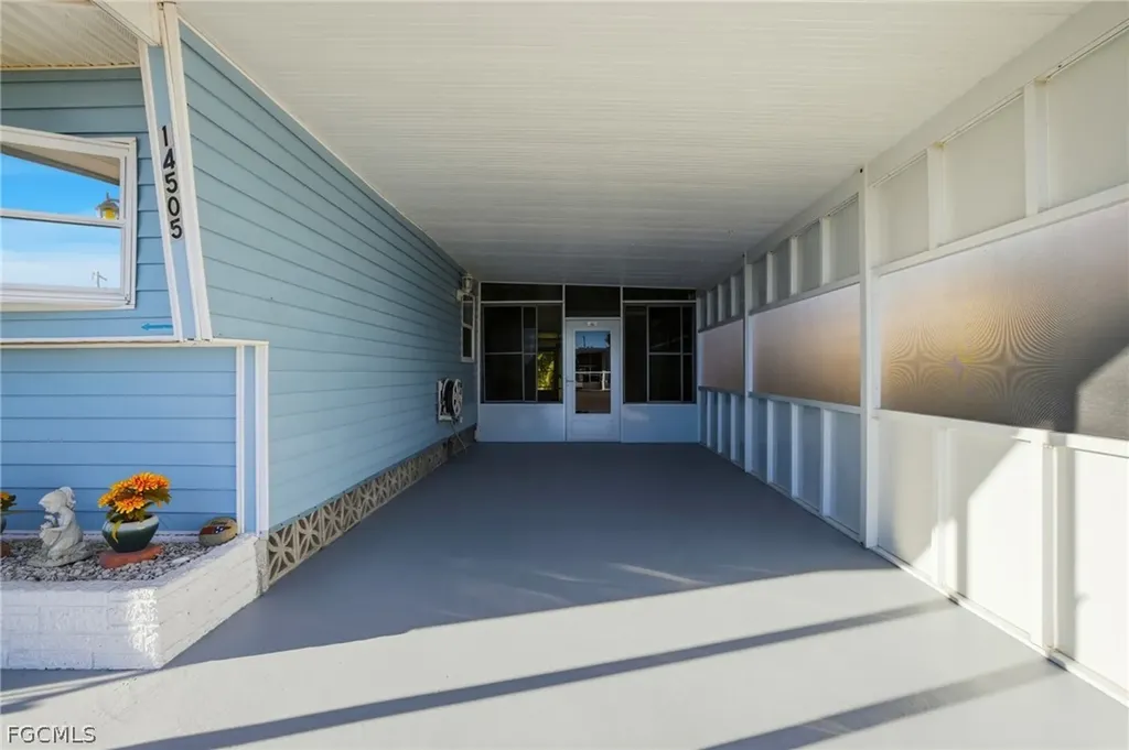 14505 Plymouth Bend North Fort Myers FL 33917