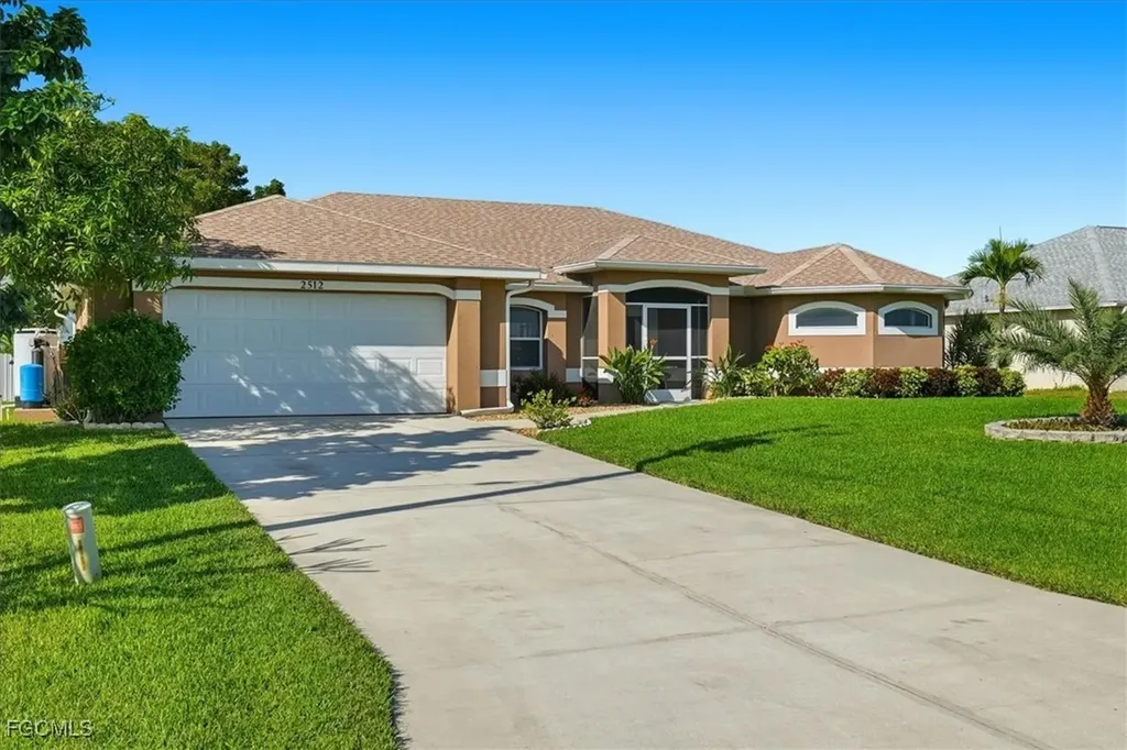 2512 NW 8th Place Cape Coral FL 33993