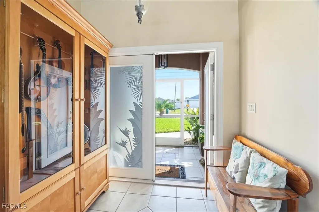 2512 NW 8th Place Cape Coral FL 33993