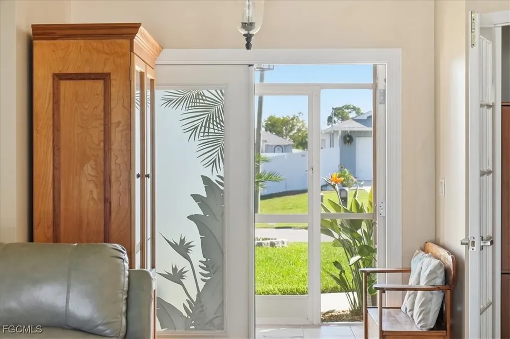 2512 NW 8th Place Cape Coral FL 33993