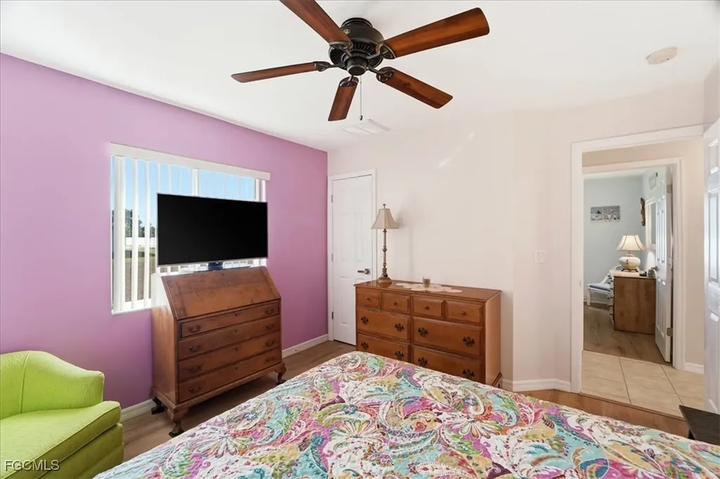 2512 NW 8th Place Cape Coral FL 33993