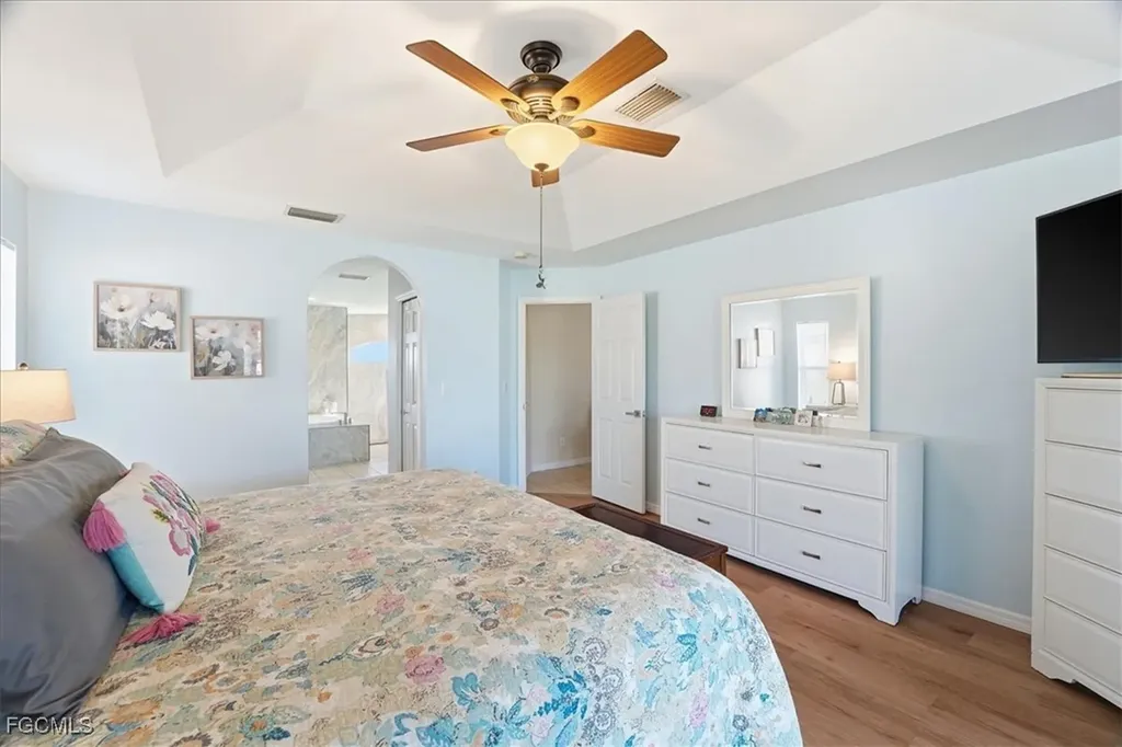 2512 NW 8th Place Cape Coral FL 33993