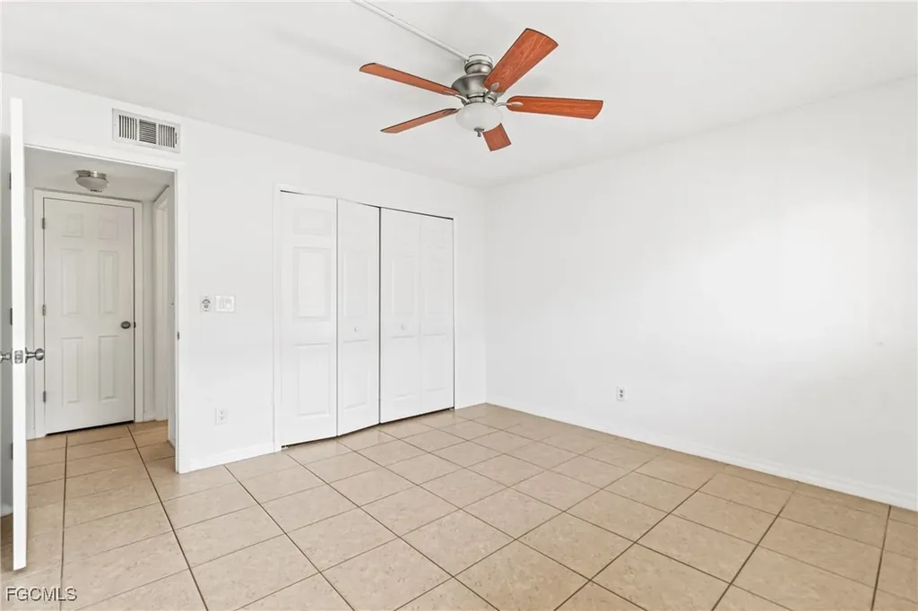 1429 Cape Coral Parkway W Cape Coral FL 33914