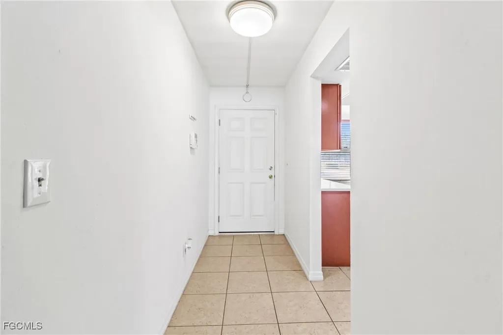 1429 Cape Coral Parkway W Cape Coral FL 33914