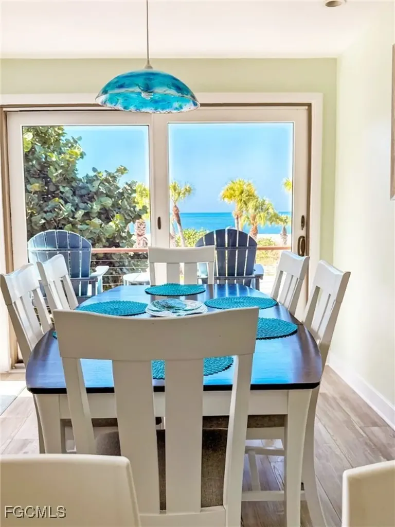 543 Gulf Lane Upper Captiva FL 33924