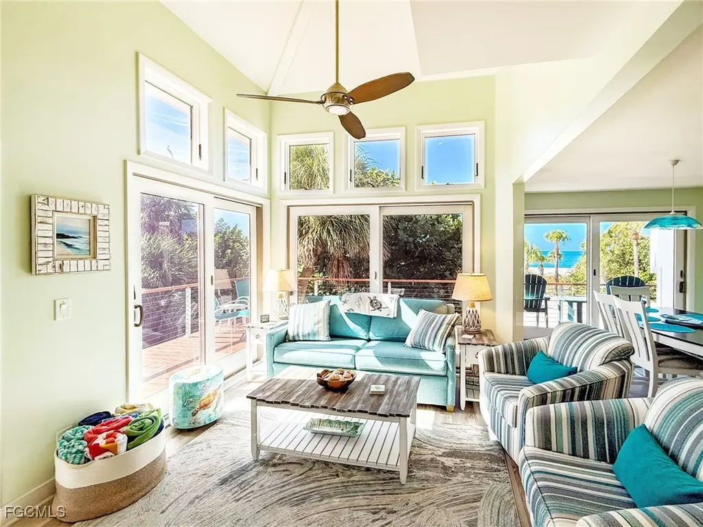 543 Gulf Lane Upper Captiva FL 33924