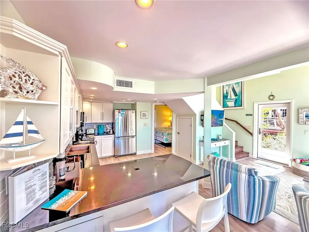 543 Gulf Lane Upper Captiva FL 33924