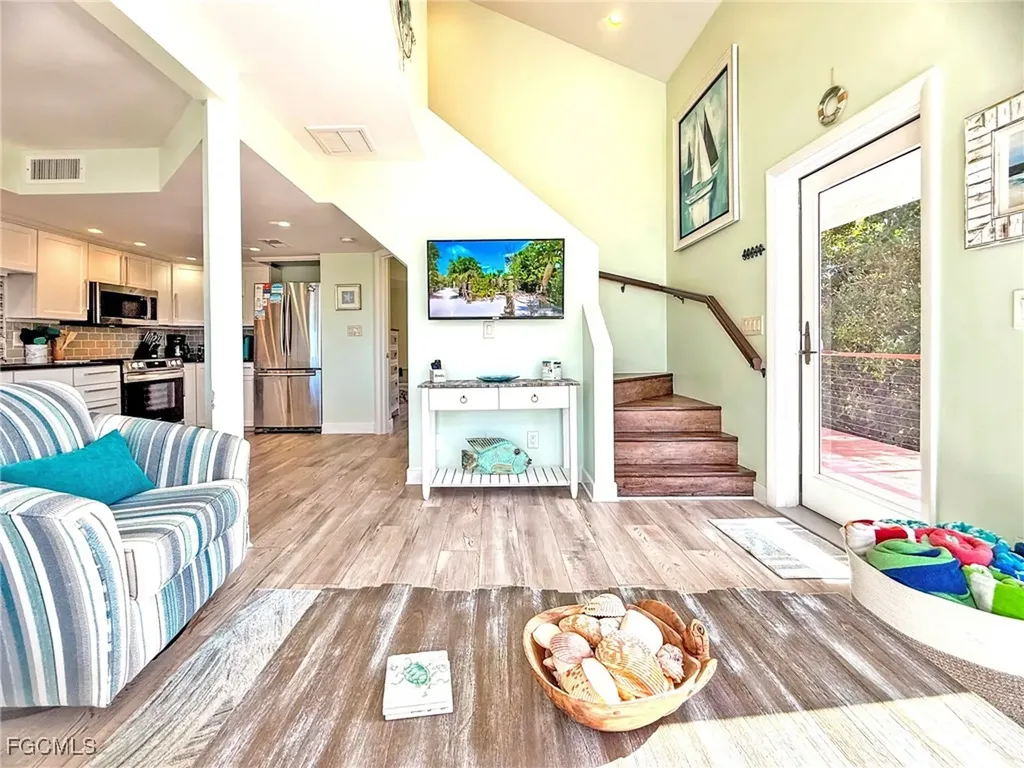 543 Gulf Lane Upper Captiva FL 33924