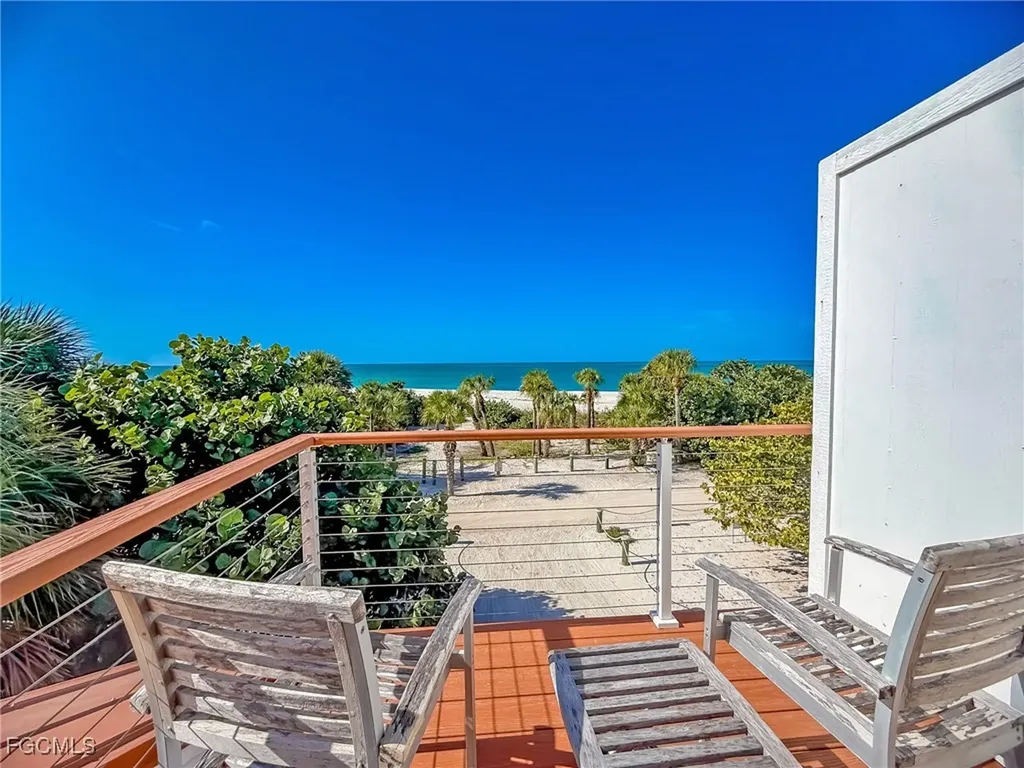 543 Gulf Lane Upper Captiva FL 33924