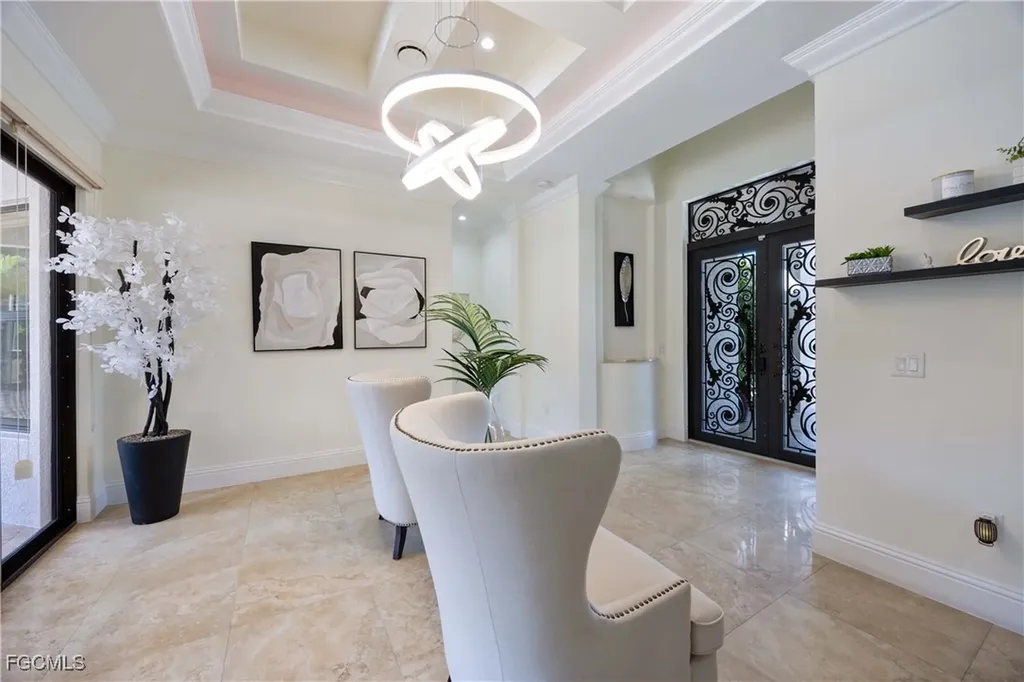 214 9th Street NW Naples FL 34120