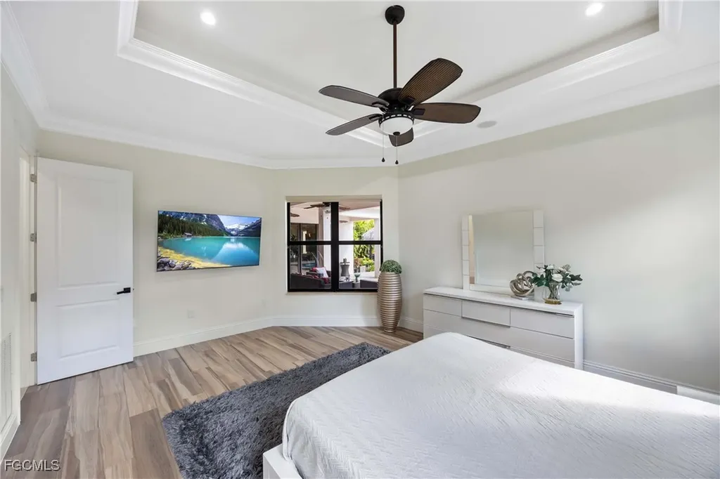 214 9th Street NW Naples FL 34120