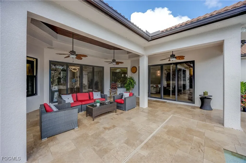 214 9th Street NW Naples FL 34120