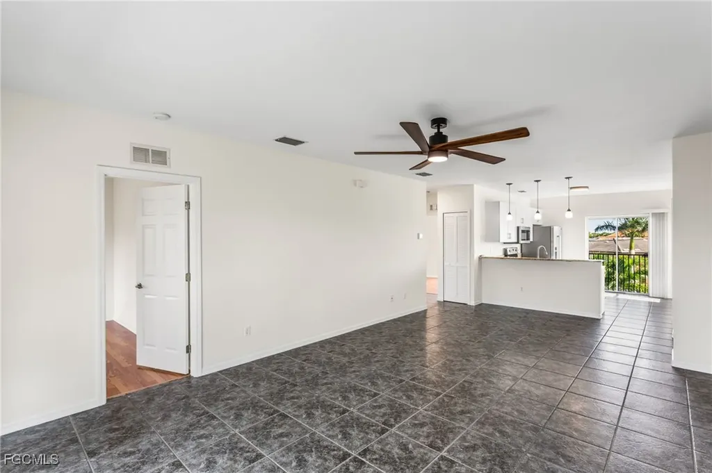 5214 Chiquita Boulevard S Cape Coral FL 33914