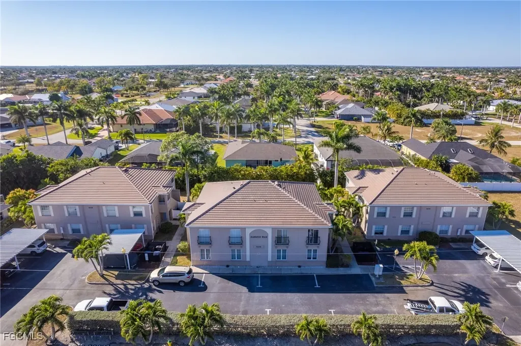 5214 Chiquita Boulevard S Cape Coral FL 33914
