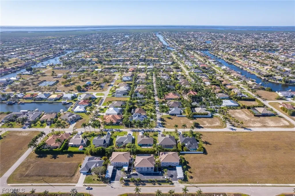 5214 Chiquita Boulevard S Cape Coral FL 33914