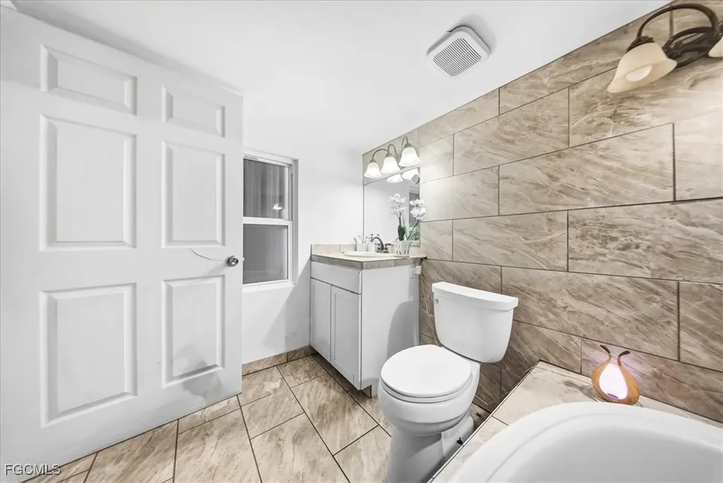 1978 Laurel Lane North Fort Myers FL 33917