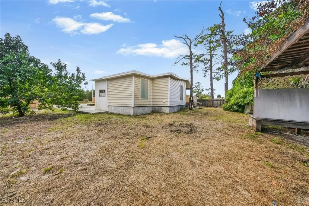 1978 Laurel Lane North Fort Myers FL 33917