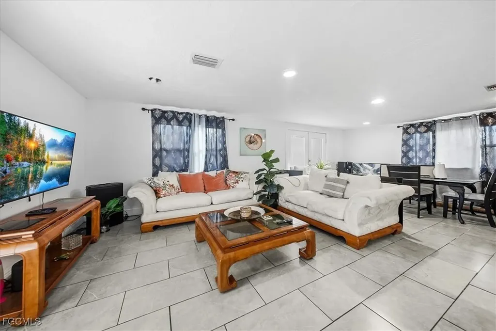 1978 Laurel Lane North Fort Myers FL 33917