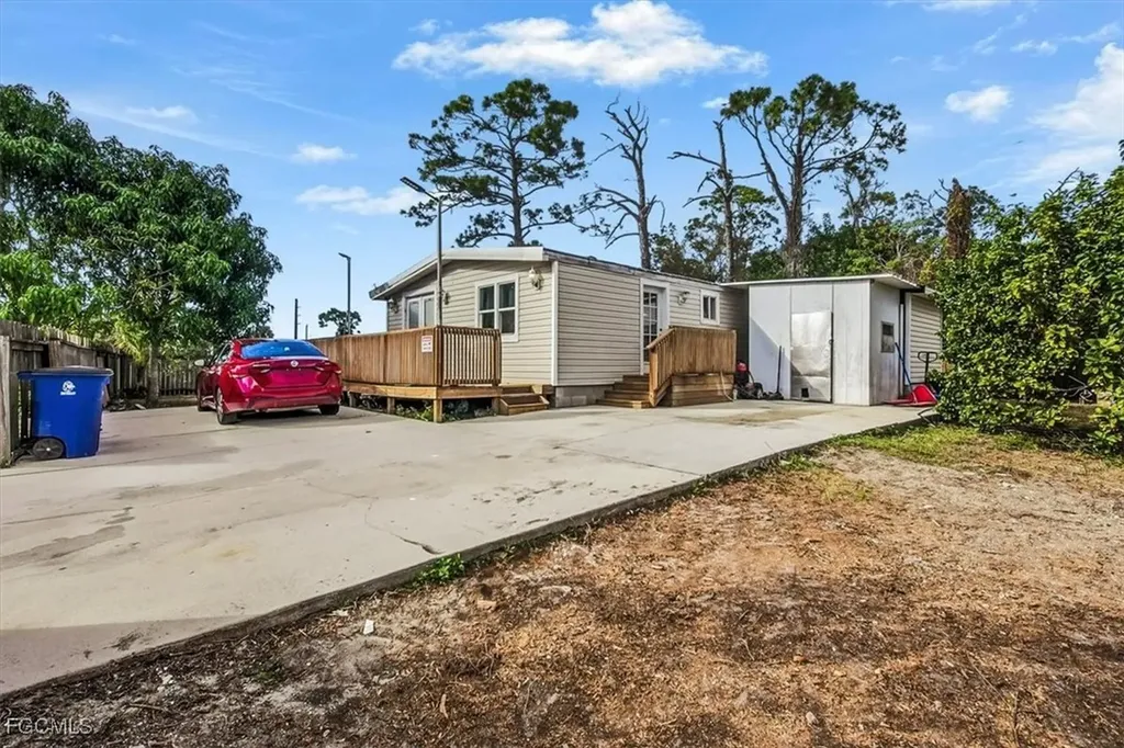 1978 Laurel Lane North Fort Myers FL 33917