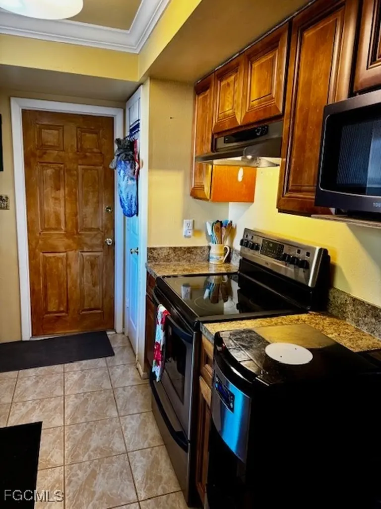 4531 SE 11th Place Cape Coral FL 33904
