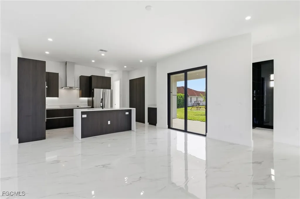 2626 NW 15th Street Cape Coral FL 33993