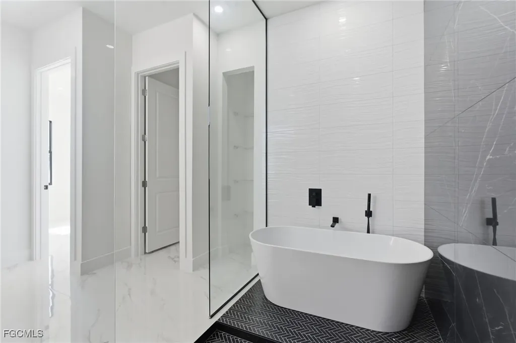 2626 NW 15th Street Cape Coral FL 33993