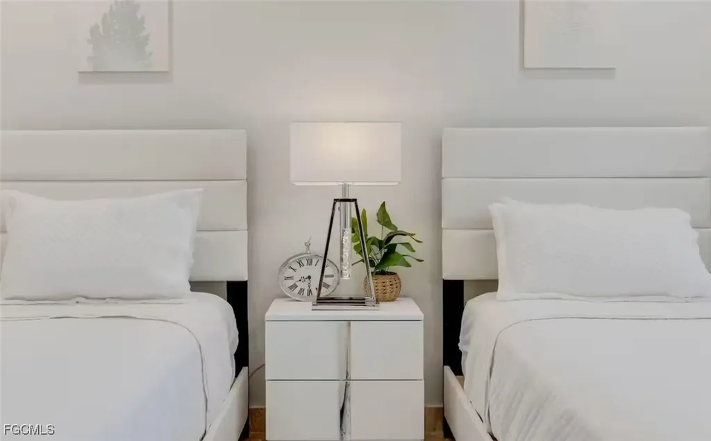 2740 N Beach Road Englewood FL 34223