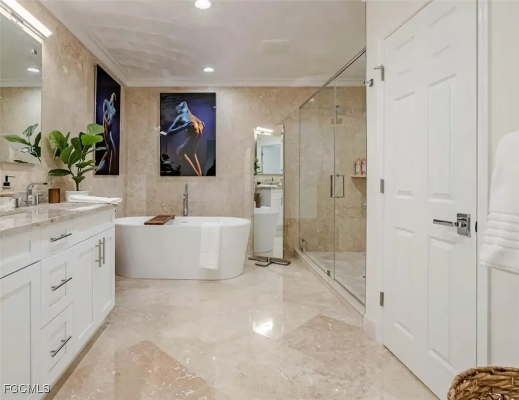 2740 N Beach Road Englewood FL 34223