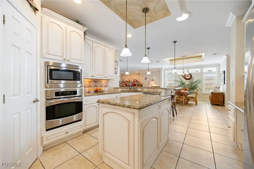 58 Snead Drive North Fort Myers FL 33903