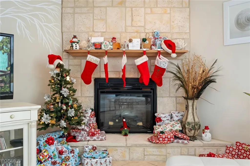 58 Snead Drive North Fort Myers FL 33903