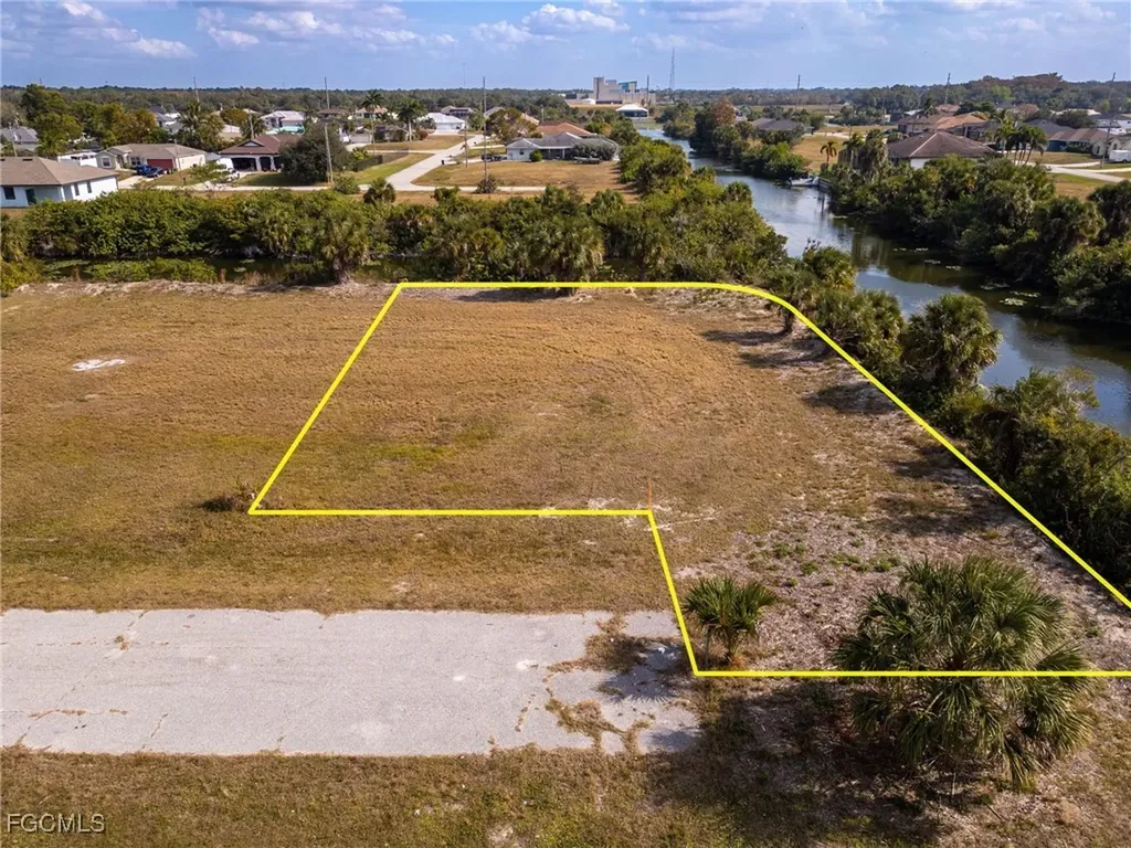 1729 NE 21st Avenue Cape Coral FL 33909