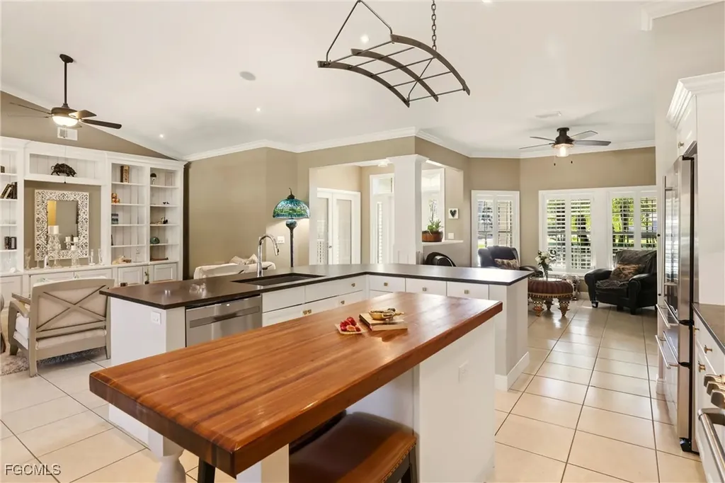 15800 Caloosa Creek Circle Fort Myers FL 33908