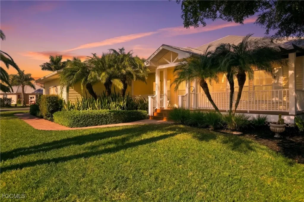 15800 Caloosa Creek Circle Fort Myers FL 33908