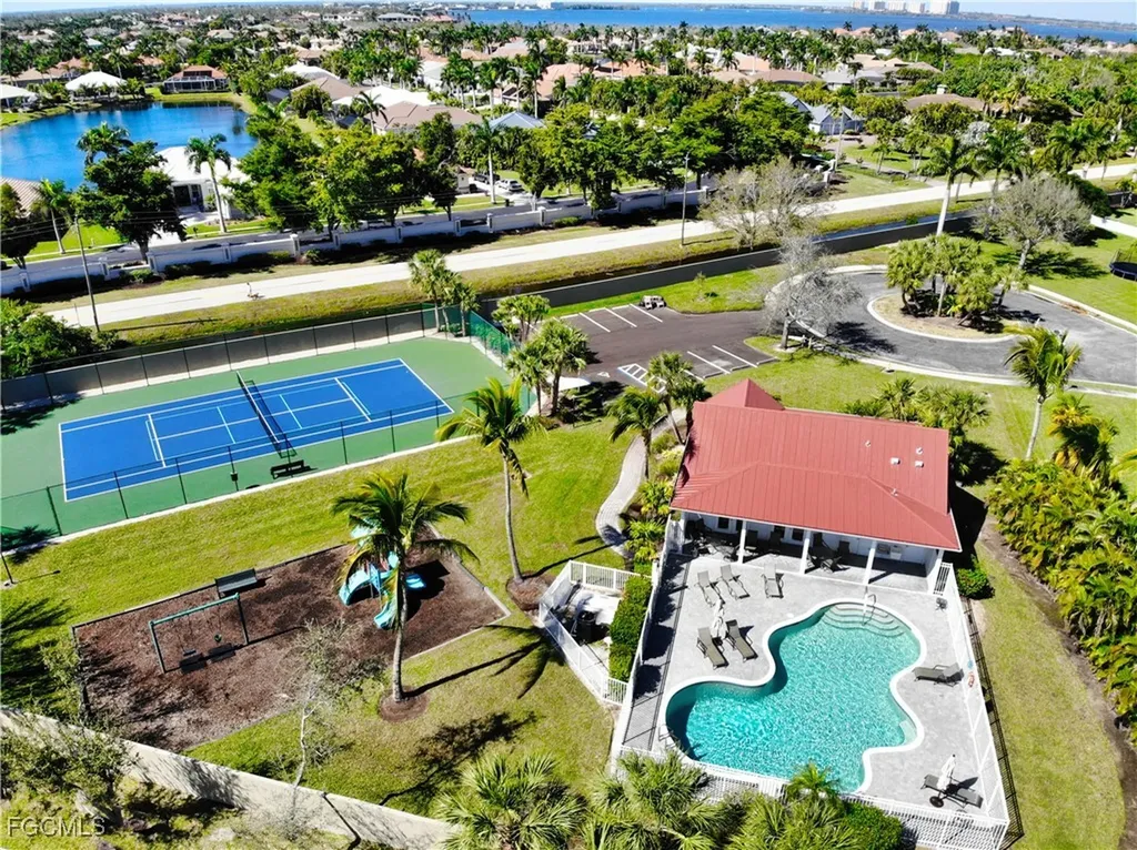 15800 Caloosa Creek Circle Fort Myers FL 33908