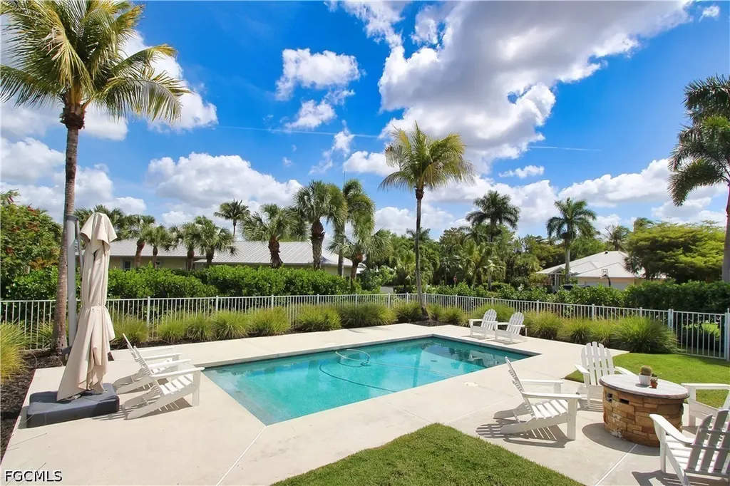 15800 Caloosa Creek Circle Fort Myers FL 33908