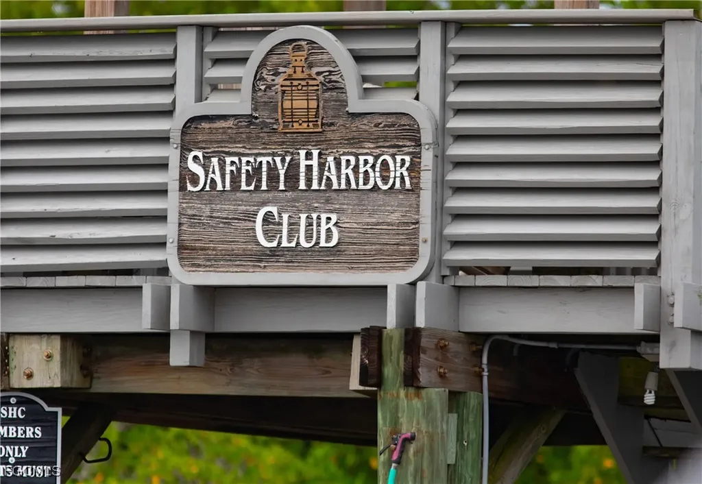 370 Townhouse Lane 61 Upper Captiva FL 33924