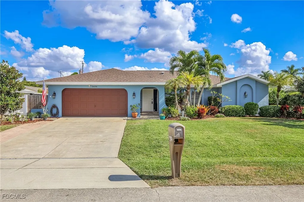 3609 SE 4th Avenue Cape Coral FL 33904