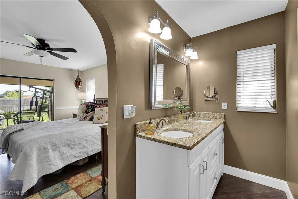 3609 SE 4th Avenue Cape Coral FL 33904