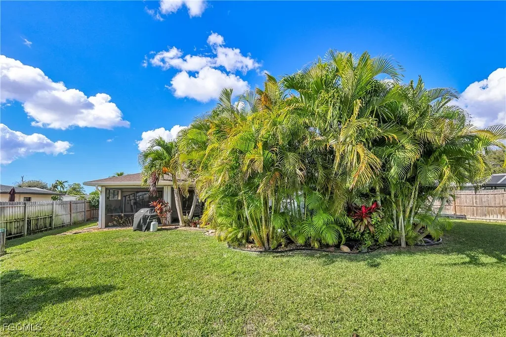 3609 SE 4th Avenue Cape Coral FL 33904