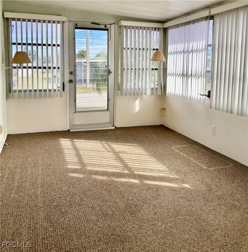 401 Timber Lane N North Fort Myers FL 33917